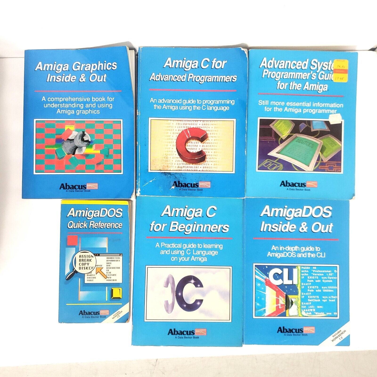 LOT of 6 Amiga Guides Abacus Programmer User AmigaDOS C Graphics Quick Reference