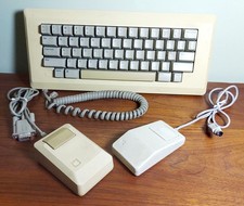 Vintage APPLE Computer Keyboard M0110 and Mouse LOT M0100 & Desktop Bus picture