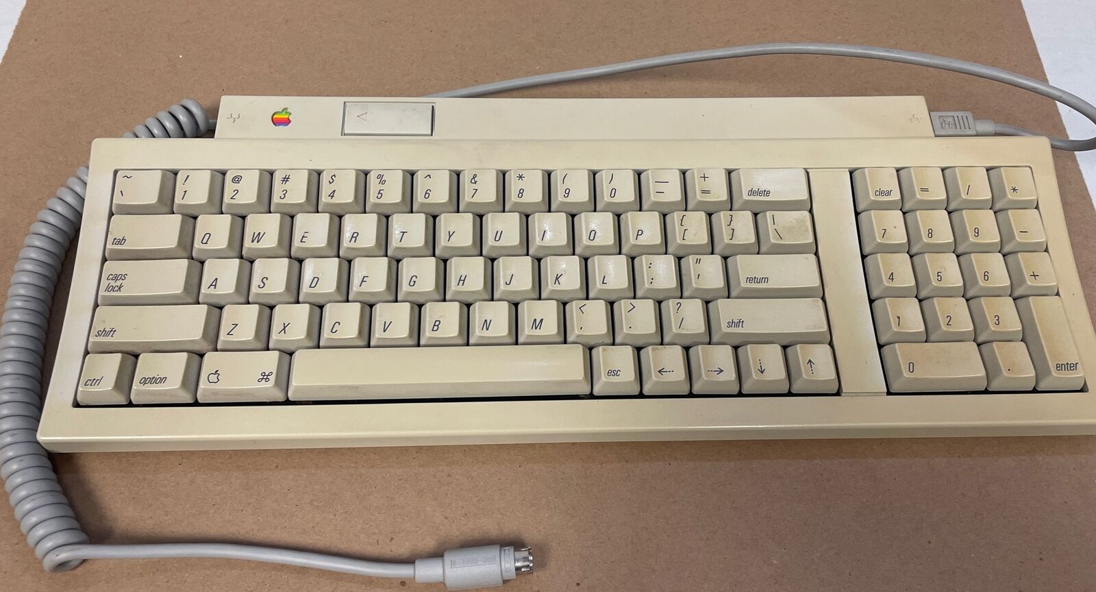 Vintage Apple Computer Keyboard II M0487 with Cable - MAC ADB